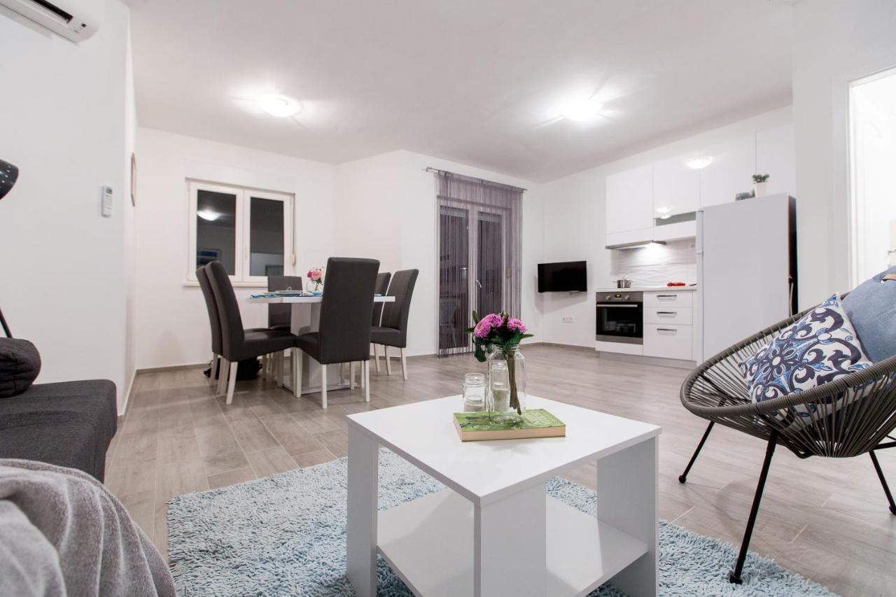 Maiv Residence - Family & Designer Suites Rogoznica (Sibenik-Knin) Pokój zdjęcie